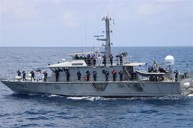 Indian Navy holds anti-piracy operations in Africa