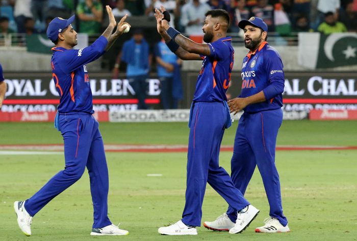 Asia cup: India’s hopes of making final rest on match against Sri Lanka