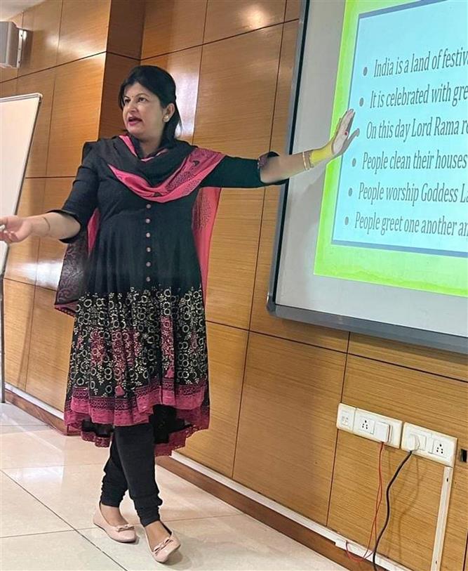 Teacher’s day: Her e-lectures on English are a big hit