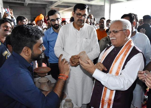 Home stay policy   to boost tourism in Rakhigarhi: Khattar