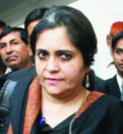 Why the delayed listing of Teesta's bail plea by Gujarat HC, asks SC