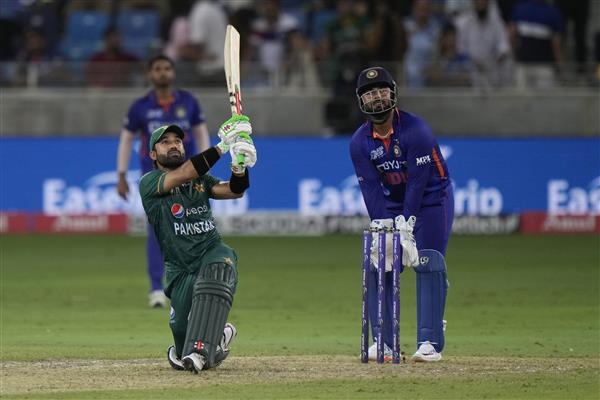 Pakistan beat India by five wickets in Super 4 match of Asia Cup in Dubai