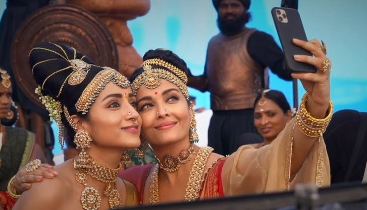 'Queens' Aishwarya Rai Bachchan and Trisha Krishnan from sets of 'Ponniyin Selvan'