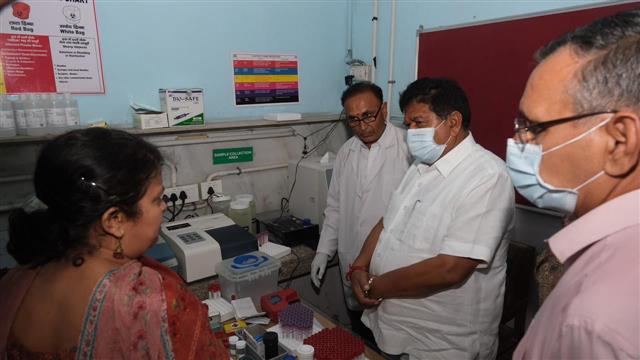 Haryana Speaker Gian Chand Gupta takes stock of arrangements at polyclinic in Pinjore