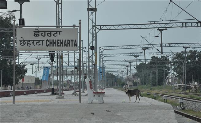 Ludhiana-Amritsar passenger train extended to Chheharta for month
