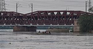 Evacuation alert in Delhi areas abutting Yamuna; river flowing much above danger mark