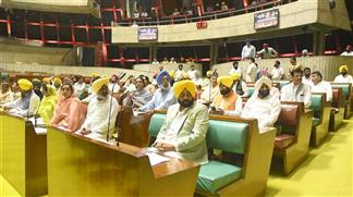 Congress MLAs create ruckus in Punjab Assembly, carry slogans against minister Fauja Singh Sarari