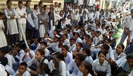 Students protest shortage of teachers