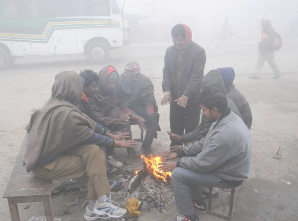 Intense cold grips Punjab; state enveloped by dense fog