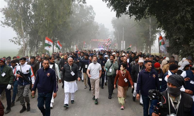 Panipat: Thousands of youth back Rahul Gandhi, raise unity slogans