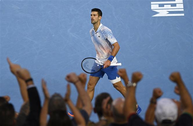 Novak Djokovic spices up dramatic day