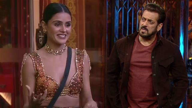 Salman Khan tells Priyanka Choudhary to meet him after Bigg Boss 16, says 'I have something for you'