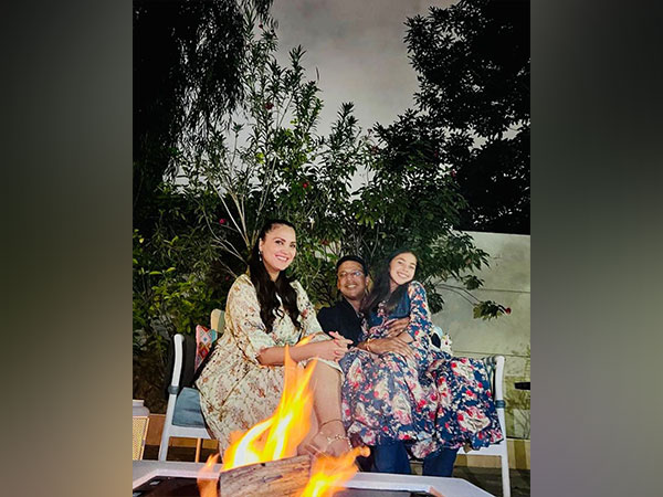 Lara Dutta spends cosy Lohri with husband Bhupathi and daughter Saira
