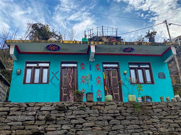 Joshimath subsidence: 'Every minute important', but many residents reluctant to leave their homes