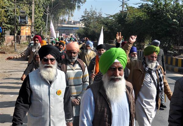 Farmers take out protest march on New Year's Eve