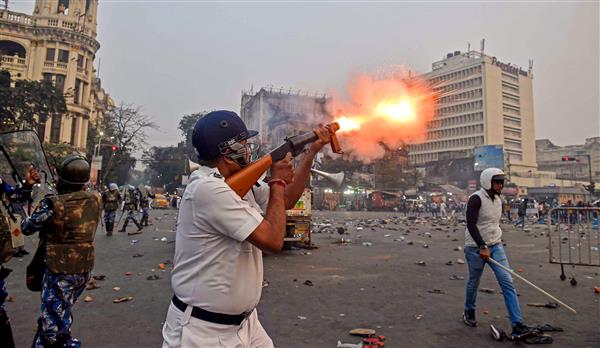 Several injured as Indian Secular Front workers clash with police in Kolkata; MLA among 100 arrested