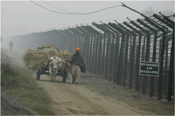 Gurdaspur: MHA mulls shifting International Border fence, scores of farmers will benefit