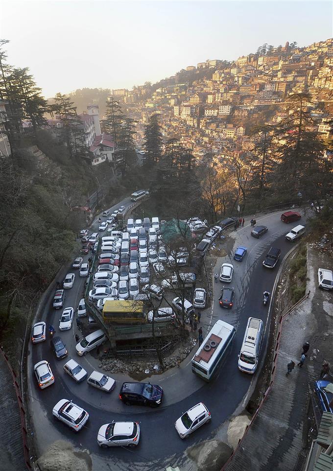 13,000 vehicles enter Shimla on New Year's Eve
