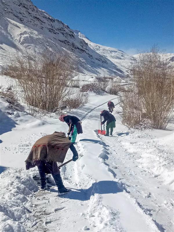 Snow cover in Himachal Pradesh shrinks by 18.5%