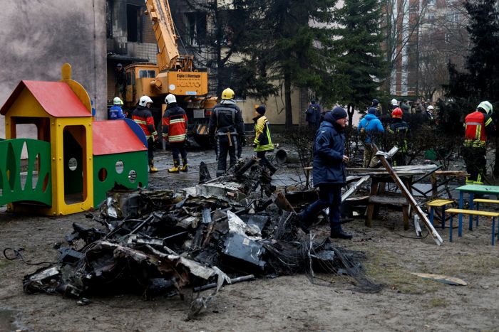 Ukrainian minister, 13 others killed in Kyiv helicopter crash