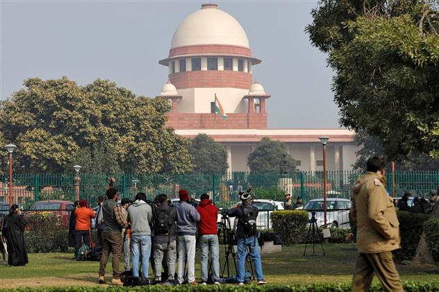 Roshni land: Supreme Court refuses to stay eviction but asks J-K Admin not to demolish houses
