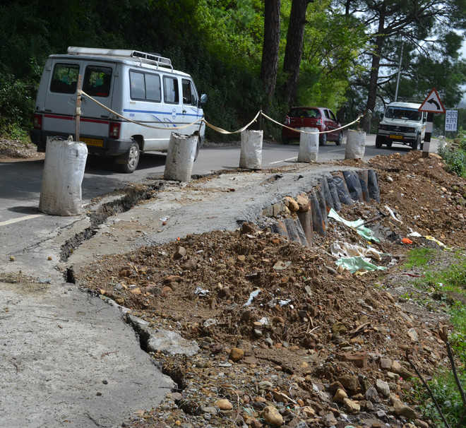 Kangra DC seeks report on sinking McLeodganj roads within 10 days