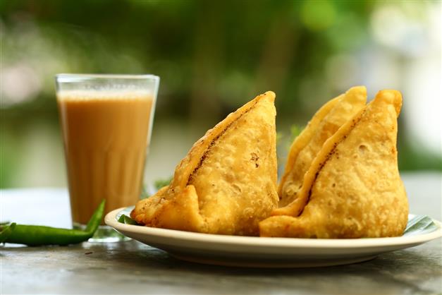 Tea and samosa grows in popularity among UK youth