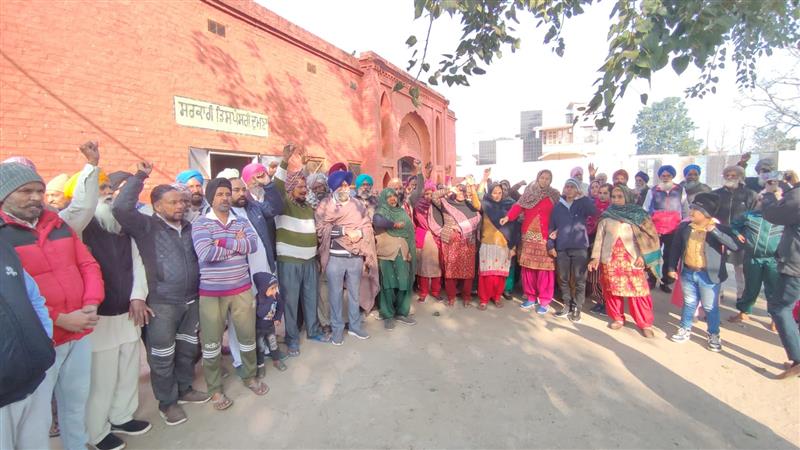 Protest over Punjab Govt's decision to shut village dispensary near Morinda