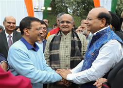 Amid tussle, Delhi LG invites CM Arvind Kejriwal, his ministers and 10 AAP MLAs for meeting