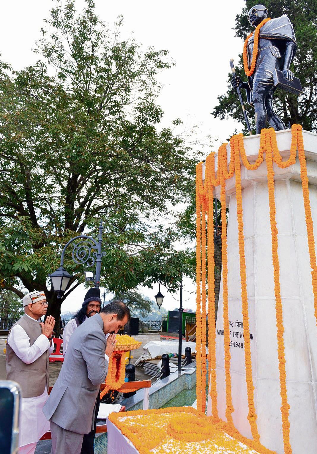 Governor, CM pay tribute to Mahatma Gandhi, Shastri