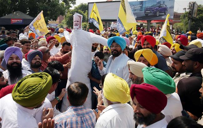 AAP holds protests across Punjab against Rajya Sabha MP Sanjay Singh’s arrest