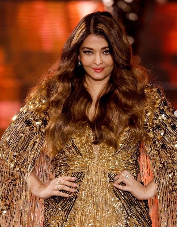 Aishwarya Rai Bachchan's Paris Fashion Week appearance garners mixed reactions
