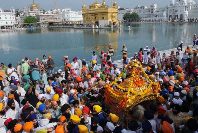 SGPC bans perfume spray on Guru Granth Sahib at Golden Temple as it contains alcohol