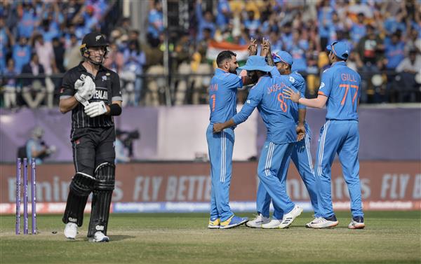 Who will go after India’s bowlers? New Zealand try but fall short