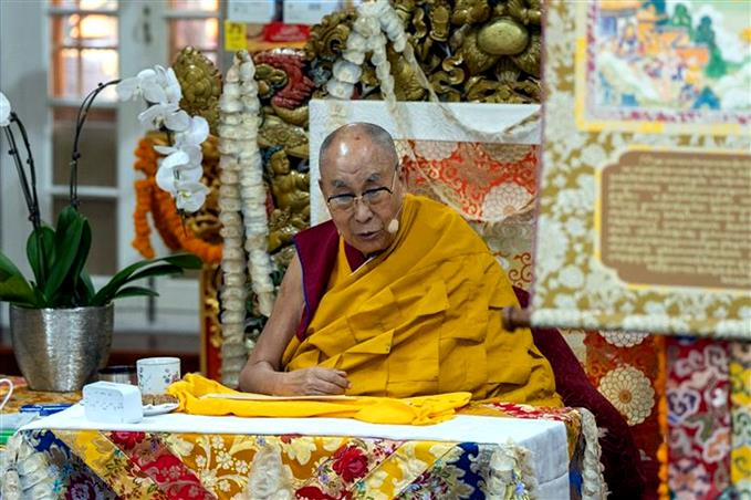 Dalai Lama cancels sermons after doctors advise him rest