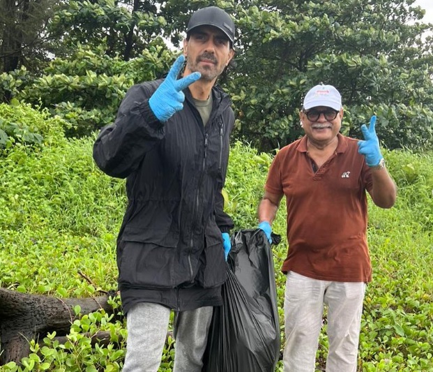 Arjun Rampal's well-spent morning was about cleaning Miramar Beach in Goa