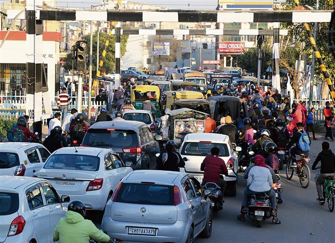Zirakpur residents to get rid of traffic jams at Dhakoli rly crossing