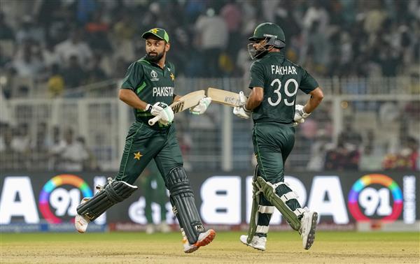 Pakistan knock Bangladesh out of World Cup with seven-wicket win