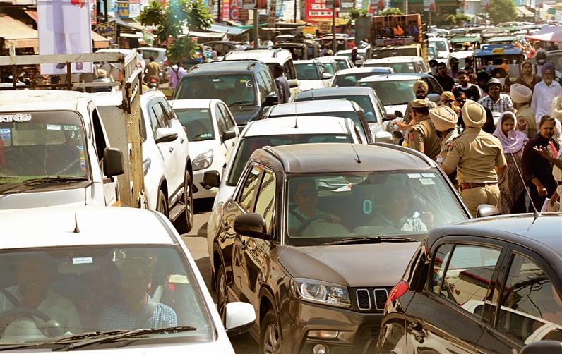 Traffic goes haywire during VIP visit in Patiala