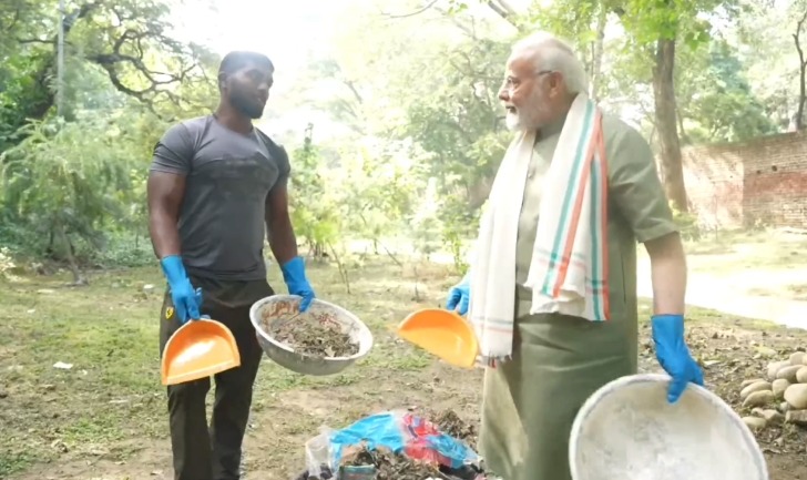 'Swachh and Swasth Bharat vibe': PM Modi joined by fitness influencer Ankit Baiyanpuriya in cleanliness exercise