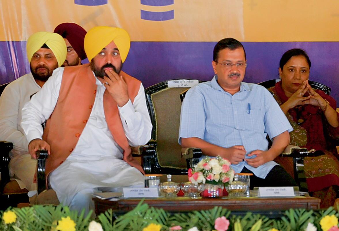 Fight against drugs, not any party: Arvind Kejriwal in Punjab