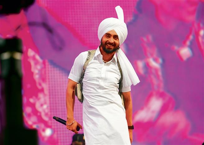 Diljit Dosanjh, 'Cheap Thrills' singer Sia collaborate on fusion track 'Hass Hass'
