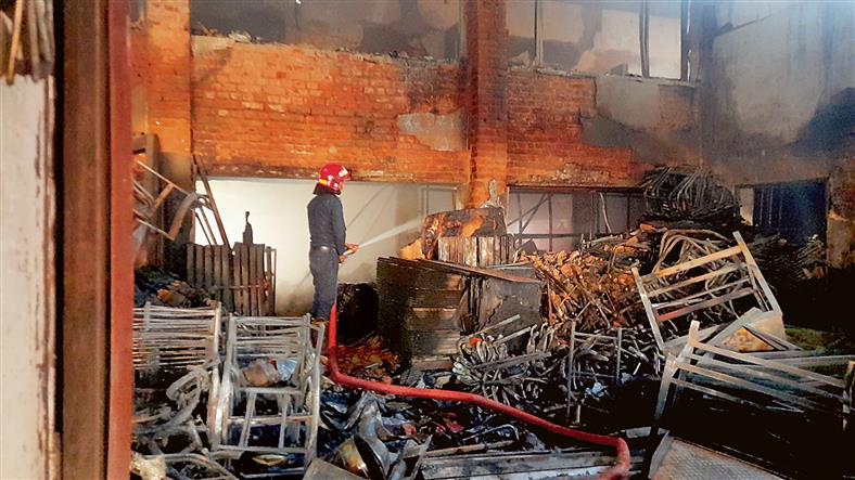 Furniture factory gutted at Industrial Area, Phase II, Chandigarh