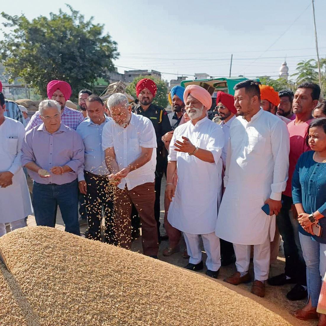 Over 60 LMT paddy procured, says minister