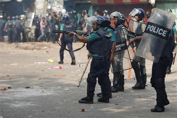 Policeman killed, more than 200 injured in violence as tensions escalate in Bangladesh ahead of elections