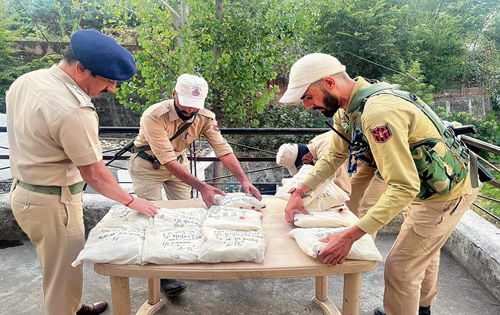 Cocaine worth Rs 300 crore seized in Ramban, two Punjab men held