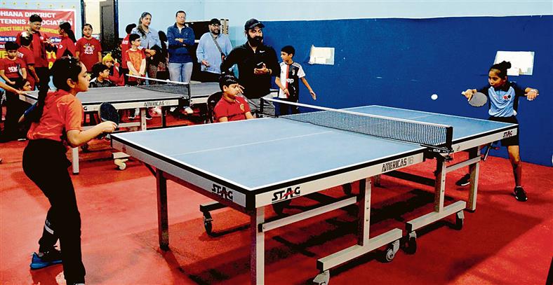 Aarvi, Aditya clinch titles in  U-9 category at district TT tourney
