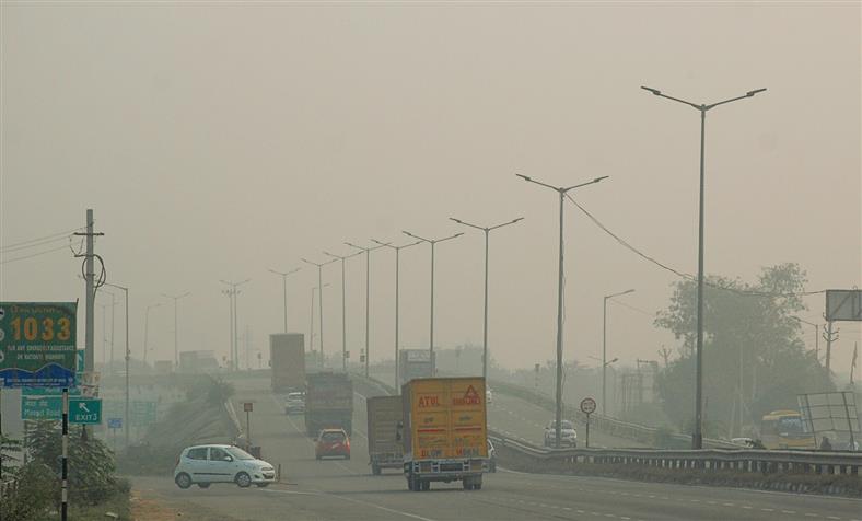 Haryana Govt claims over farm fires fall flat