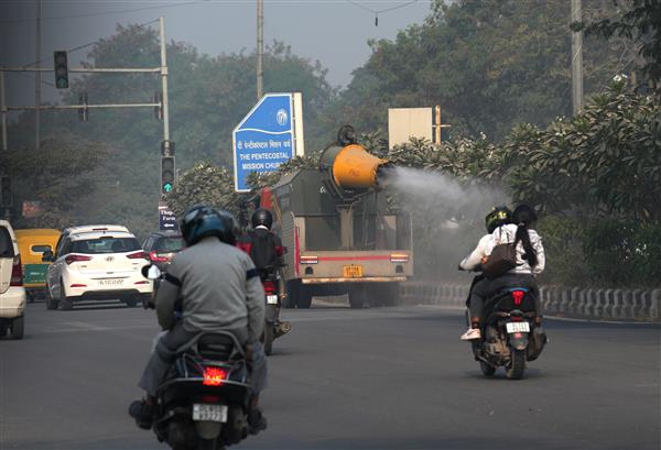 Delhi’s air quality ‘very poor’; maximum temperature settles at 25.7 degrees Celsius