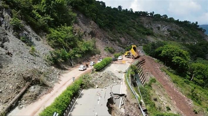Detecting landslides: Expert panel for installation of alert monitoring system